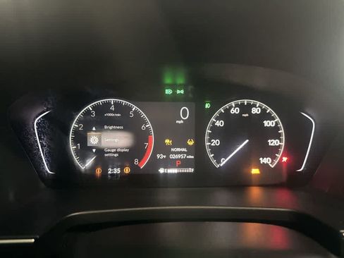 Used 2023 Honda Pilot Sport image 15