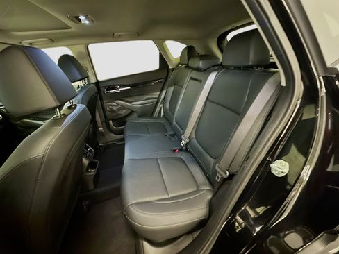 Used 2024 Kia Seltos EX image 30