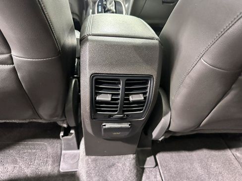 Used 2013 Ford Escape Titanium w/ Parking Technology Pkg FWD image 30