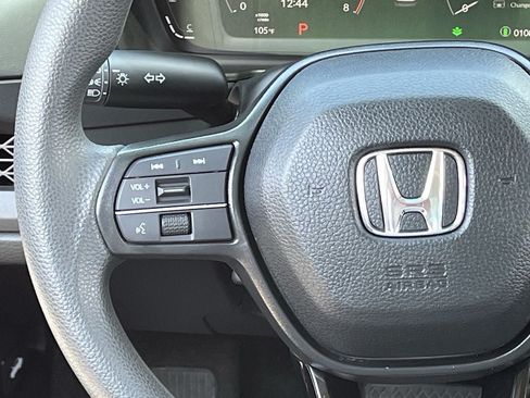 Used 2023 Honda Accord EX image 12