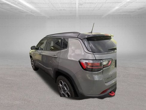 Used 2022 Jeep Compass Trailhawk w/ Trailhawk Elite Group AWD/4WD image 2