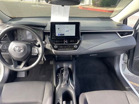 Certified 2024 Toyota Corolla LE image 20