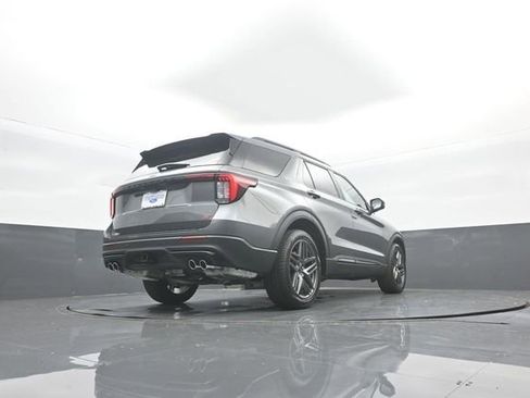 New 2026 Ford Explorer ST image 37