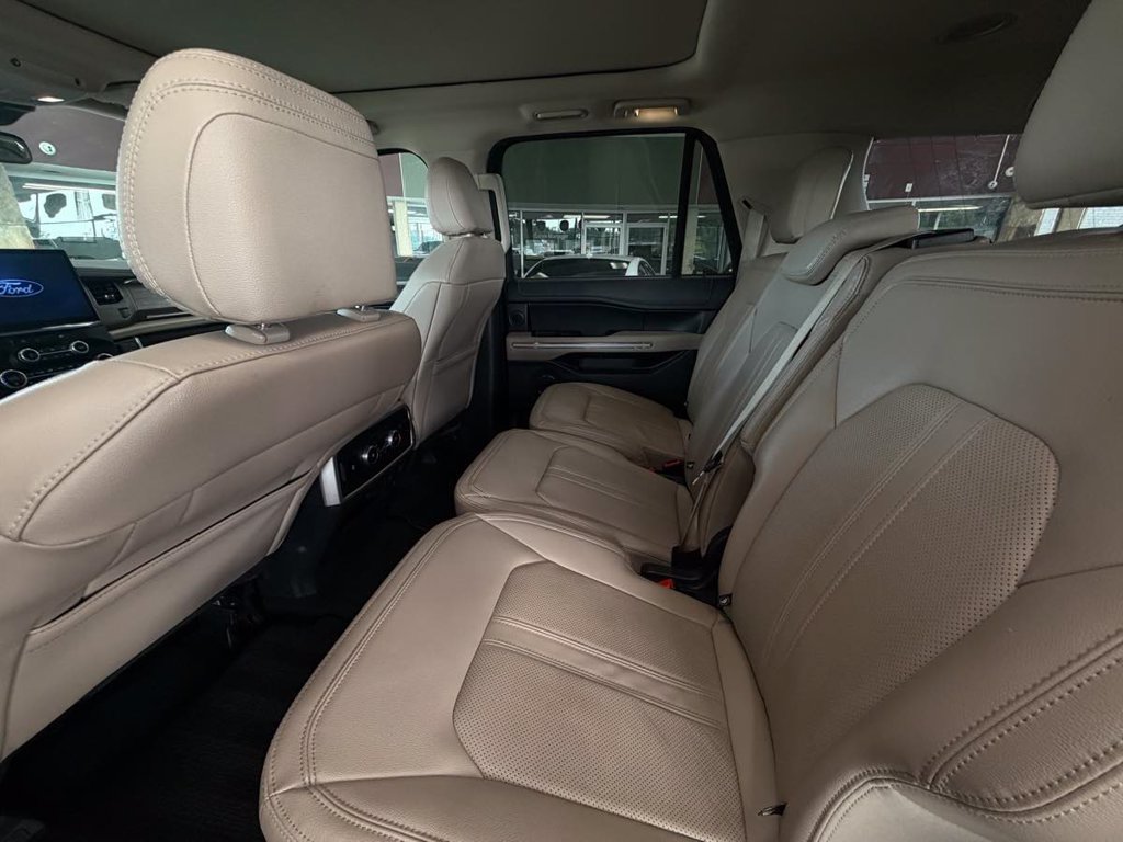 Used 2024 Ford Expedition Max Limited AWD/4WD image 28