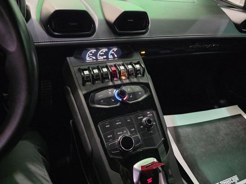 Used 2017 Lamborghini Huracan LP 610-4 Avio image 43