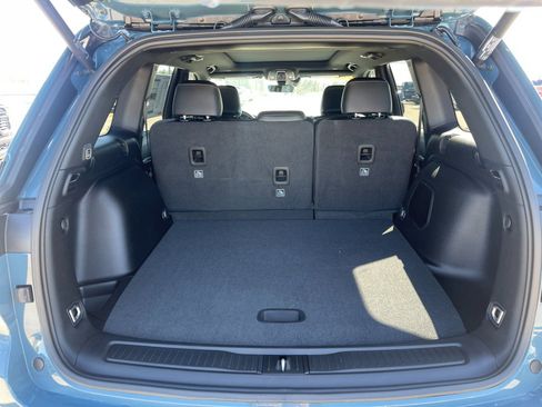 New 2026 Jeep Grand Cherokee Limited image 16