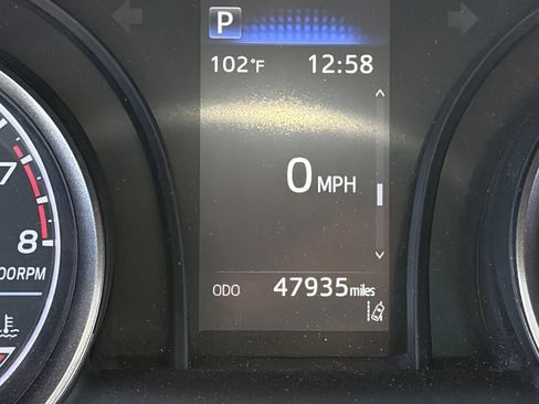 Used 2023 Toyota Camry SE FWD image 11