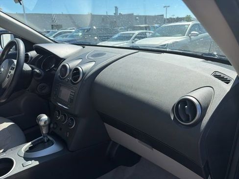Used 2013 Nissan Rogue SV w/ Premium Pkg AWD/4WD image 28
