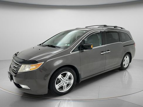 Used 2013 Honda Odyssey Touring image 5