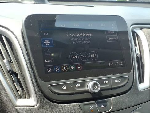 Used 2022 Chevrolet Malibu LT FWD image 8