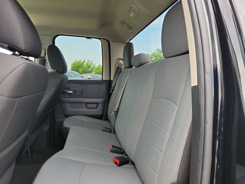 Used 2024 RAM 1500 Classic SLT AWD/4WD image 17