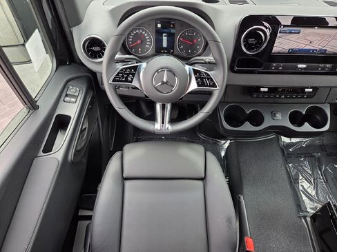 New 2026 Mercedes-Benz Sprinter 2500 image 19