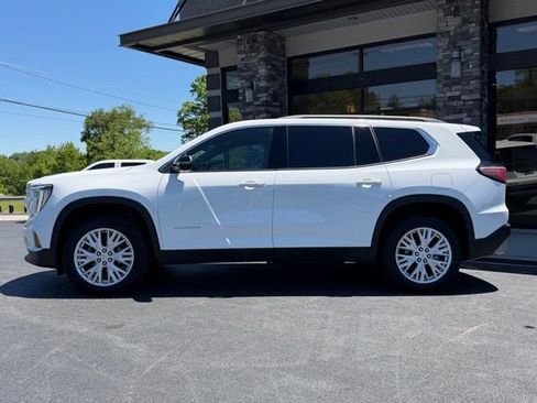 Used 2024 GMC Acadia Elevation AWD/4WD image 4