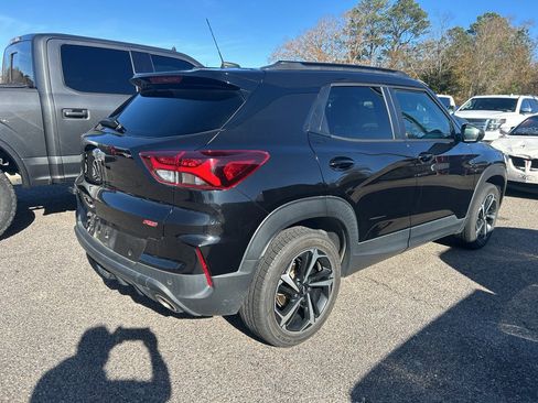 Used 2021 Chevrolet TrailBlazer RS w/ Sun and Liftgate Package image 3