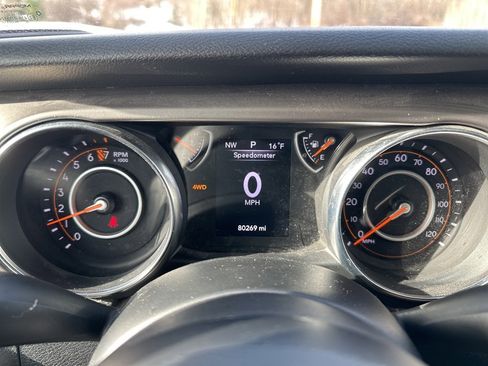 Used 2020 Jeep Gladiator Sport w/ Quick Order Package 24S image 19