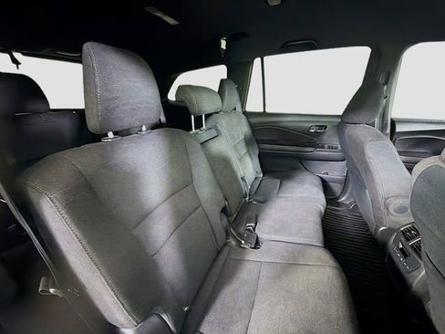 Used 2022 Honda Pilot Sport image 26