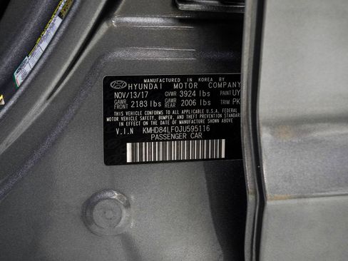 Used 2018 Hyundai Elantra Value Edition FWD image 40