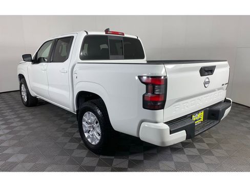 Used 2022 Nissan Frontier SV image 14