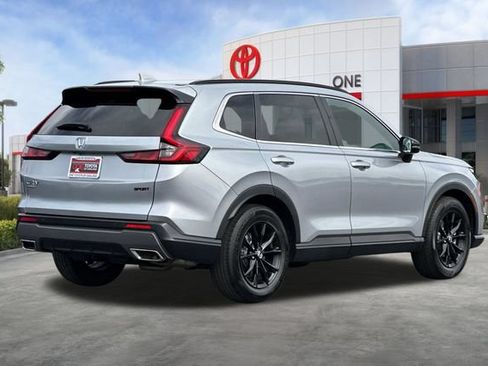 Used 2025 Honda CR-V Sport-L image 4