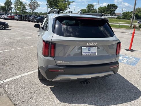 Used 2023 Kia Sorento SX Prestige AWD/4WD image 24
