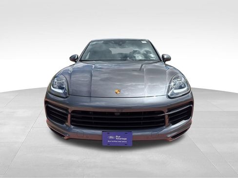 Used 2023 Porsche Cayenne Coupe AWD/4WD image 2