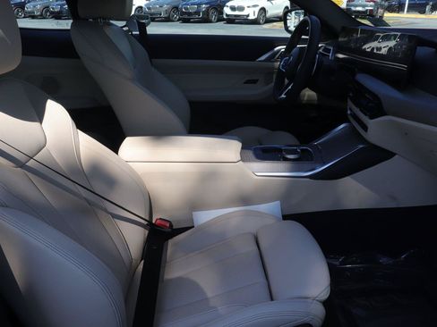 Used 2025 BMW M440i Coupe w/ Parking Assistance Package RWD image 14