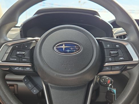 Used 2023 Subaru Impreza 2.0i Premium image 12