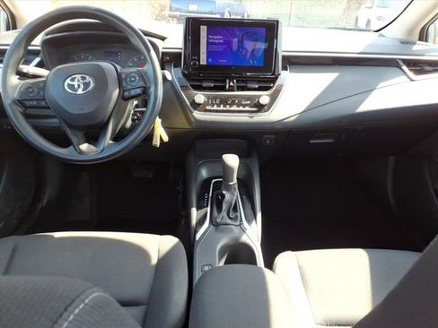 Certified 2023 Toyota Corolla LE image 15