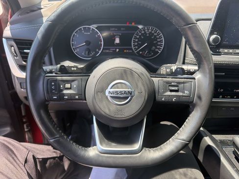 Used 2021 Nissan Rogue S FWD image 15