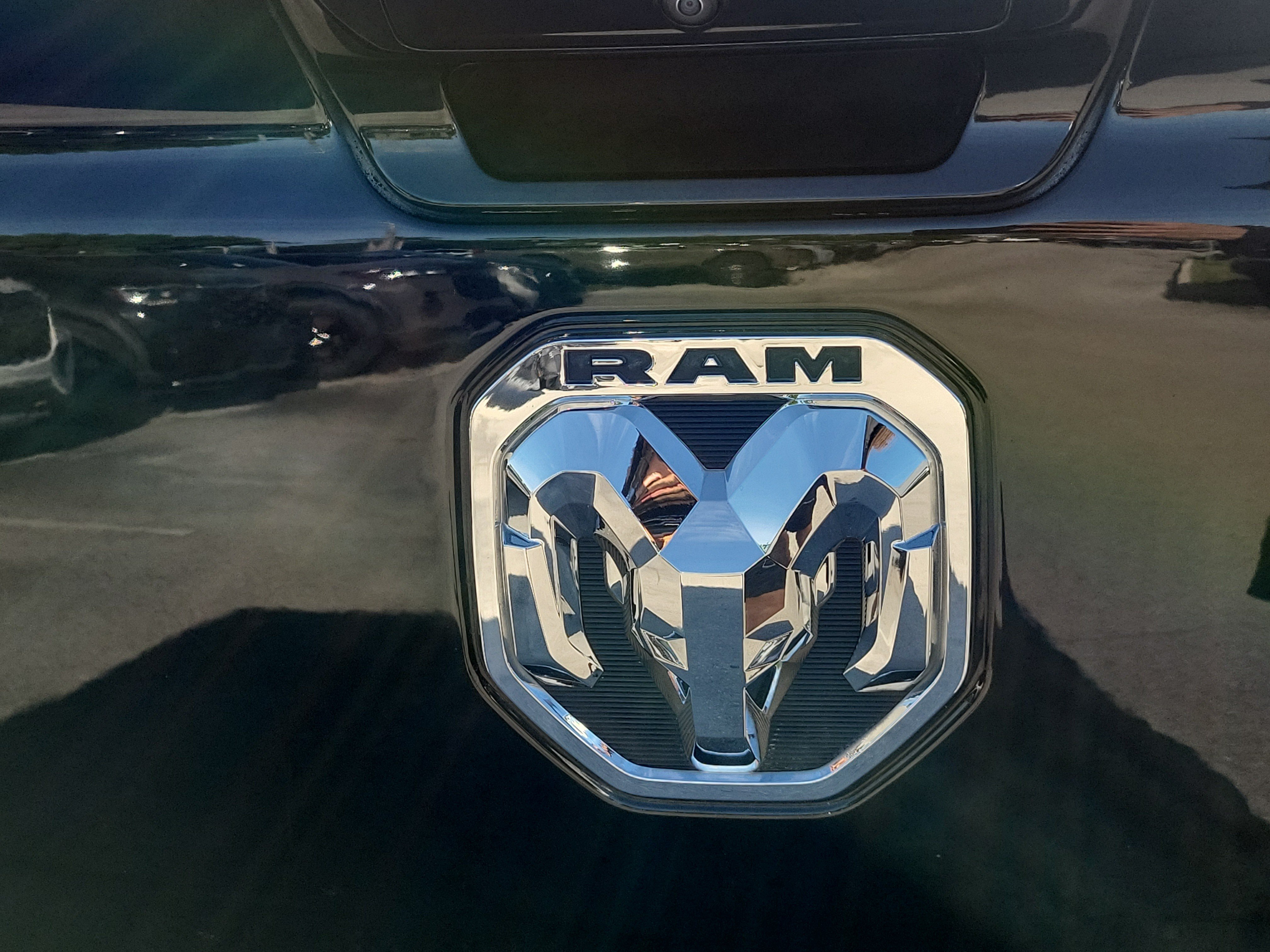 Used 2021 RAM 1500 Big Horn RWD image 10