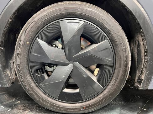 Used 2023 Toyota Prius Prime SE image 28