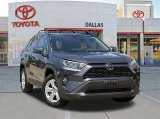 Used 2021 Toyota RAV4 XLE w/ Convenience Package FWD video 1
