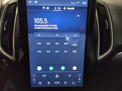 Used 2021 Ford Edge SEL w/ Convenience Package image 25