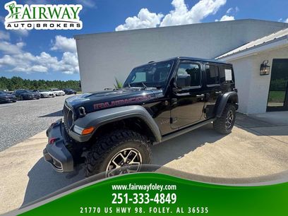 Used 2025 Jeep Wrangler Unlimited Rubicon w/ Convenience Group