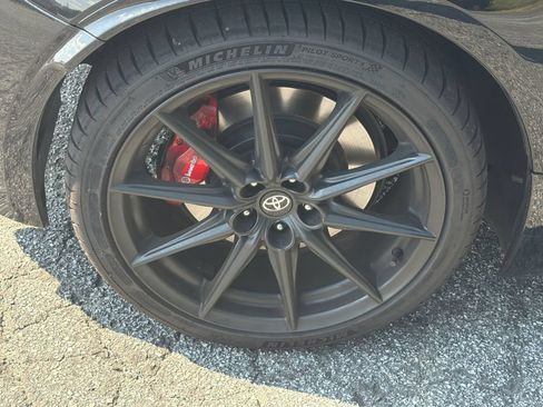 Used 2025 Toyota GR86 Premium w/ Performance Package RWD image 16