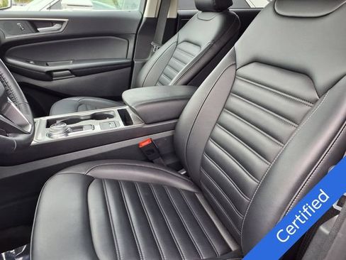 Certified 2024 Ford Edge SEL w/ Convenience Package AWD/4WD image 3