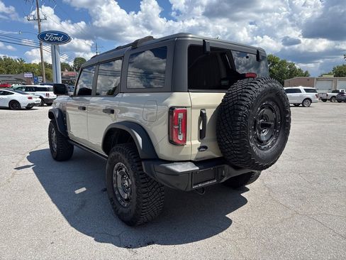 Used 2022 Ford Bronco Everglades image 3