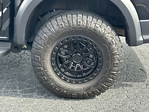 Certified 2025 Ford Ranger Raptor AWD/4WD image 19
