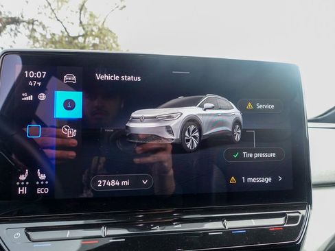 Used 2023 Volkswagen ID.4 S image 15