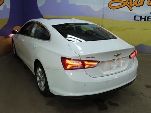 Used 2020 Chevrolet Malibu LT w/ LT Plus Package FWD image 6