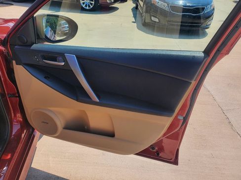 Used 2010 MAZDA MAZDA3 s Sport FWD image 6