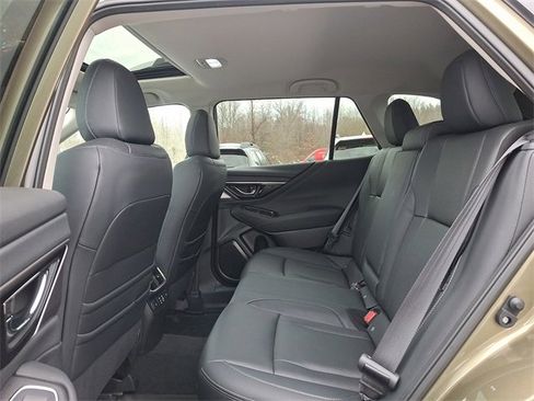 Used 2024 Subaru Outback Touring XT w/ Popular Package #2 image 11