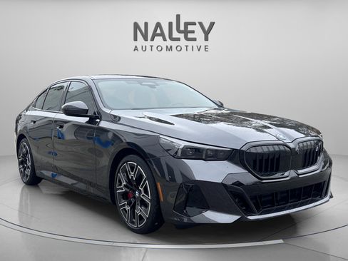 Used 2026 BMW i5 eDrive40 w/ M Sport Package image 5