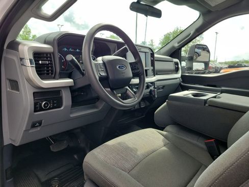 Certified 2025 Ford F350 XLT AWD/4WD image 21
