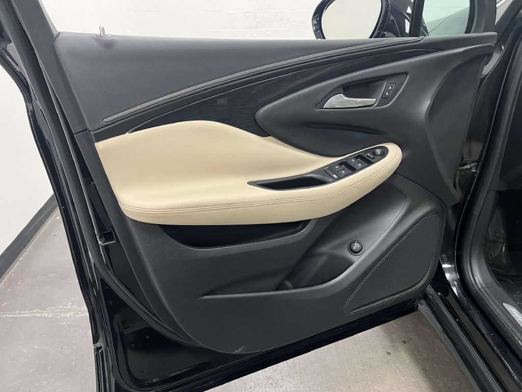 Used 2018 Buick Envision Preferred AWD/4WD image 11