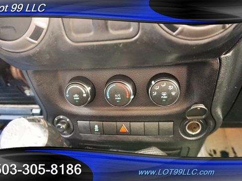 Used 2015 Jeep Wrangler Sport image 13