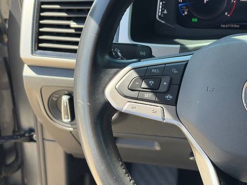 Used 2021 Volkswagen Atlas SEL Premium image 22