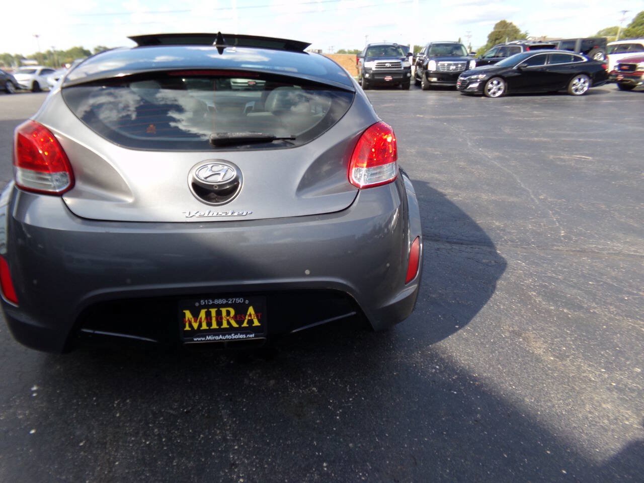 Used 2015 Hyundai Veloster w/ Option Group 03 FWD image 43
