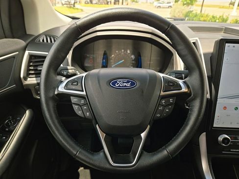 Used 2024 Ford Edge SEL AWD/4WD image 14