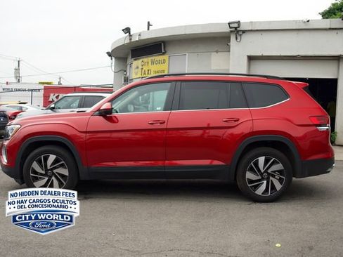 Used 2024 Volkswagen Atlas SE w/ Panoramic Sunroof Package AWD/4WD image 4